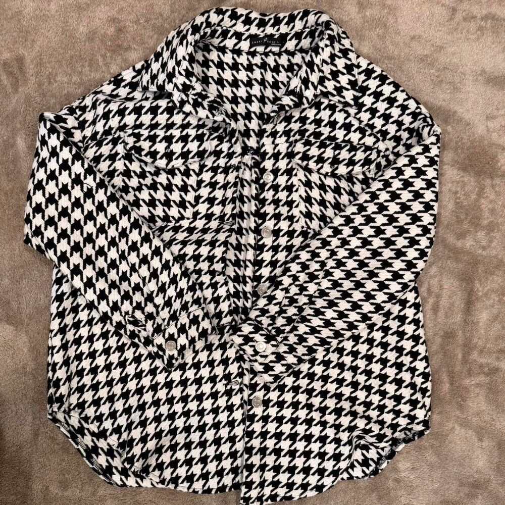 Black and White Houndstooth Shirt Jacket, Size Large